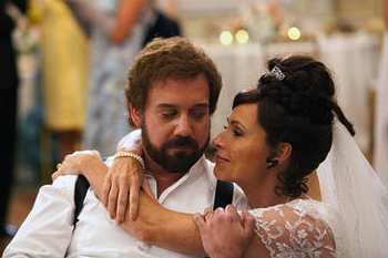 Paul Giamatti and Rosamund Pike  in the movie Barney's Version