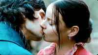 Abbie Cornish & Ben Whishaw in the movie Bright Star