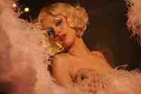 Cher & Christina Aguilera in the movie Burlesque