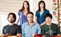 Andy Garcia & Julianna Margulies in the movie City Island