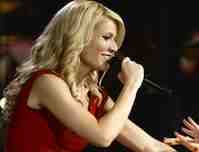 Gwyneth Paltrow and Tim McGraw  in the movie Country Strong
