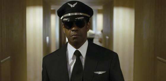 Denzel Washington and Bruce Greenwood  in Flight