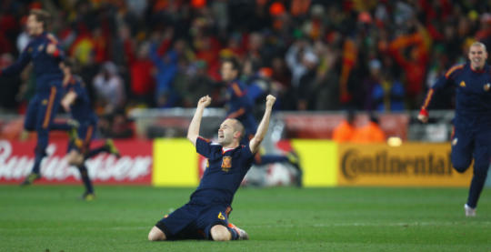 Netherlands-Spain-2010-FIFA-World-Cup-Final-Andres-Iniesta-of-Spain-celebrates-Winning-Goal.jpg