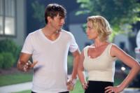 Ashton Kutcher & Katherine Heigl in the movie The Killers