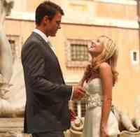 Kristen Bell & Josh Duhamel in the movie When in Rome