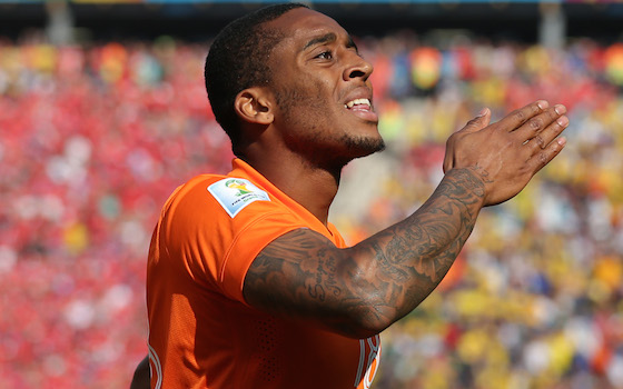 Netherlands Blanks Chile 2-0 | World Cup