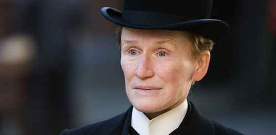 Glenn Close and Mia Wasikowskain Albert Nobbs
