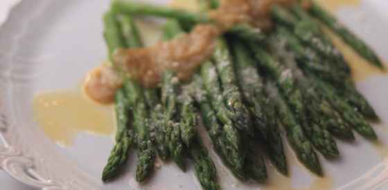 Asparagus with Walnut-Orange Pesto and Citronette Recipe