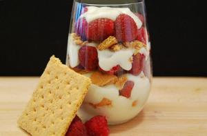 Berry and White Chocolate Pudding Parfait