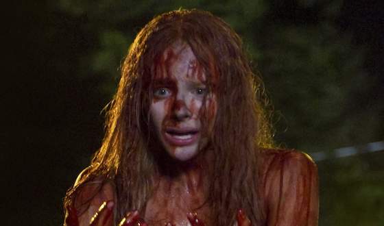 'Carrie' Movie Review - Chloe Moretz and Julianne Moore  | Movie Reviews Site