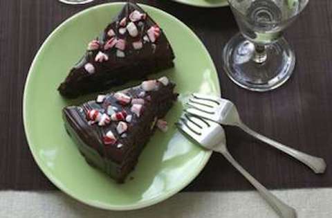 Chocolate and Peppermint Cake: Perfect Holiday Combination Recipe