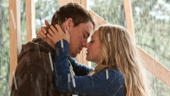 Channing Tatum & Amanda Seyfried in the movie Dear John