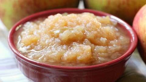 Easy Homemade Chunky Applesauce Recipe