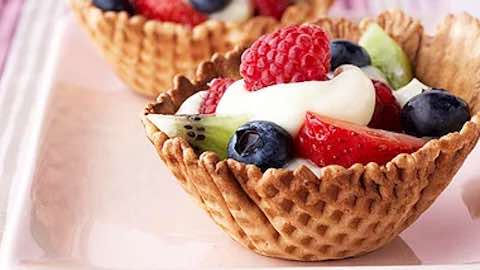 Edible Waffle-Cone Yogurt Bowl