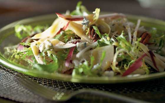 Endive Salad with Pear, Pecans and Gorgonzola Recipe