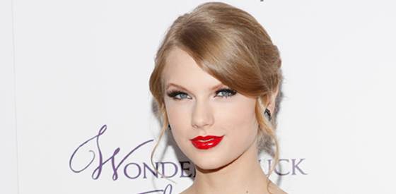 Hair, Makeup and Nail Trends