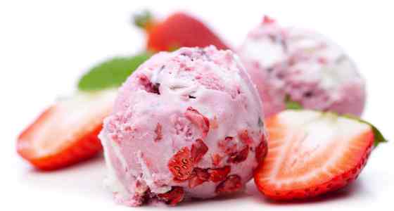 Frozen Strawberry Custard Recipe