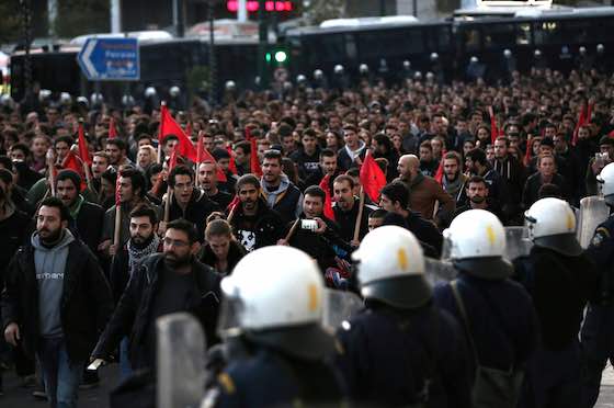 Greeks March to Mark 1973 Student Revolt, Protest Against Austerity