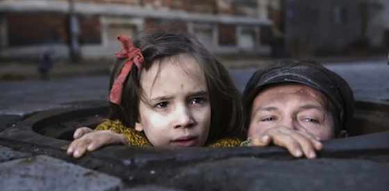 Robert Wieckiewicz and Benno Furmannin In Darkness