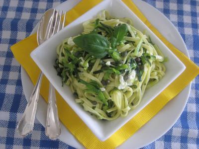 Linguine with Zucchini, Garlic and Capers