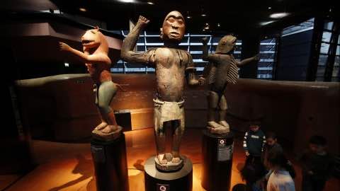 Macron Leads Renewed Calls for Return of Looted African Artifacts