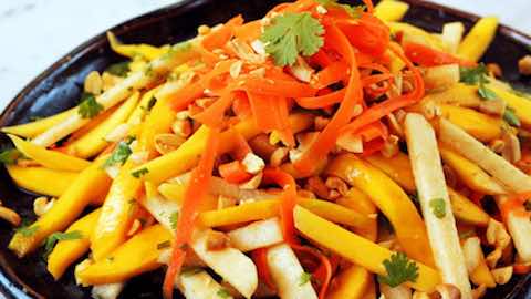 Mango Jicama Salad with Lime Dressing and Pepitas