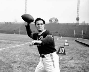 NFL History - 1940 NFL Championship: Chicago Bears 73-0 Victory