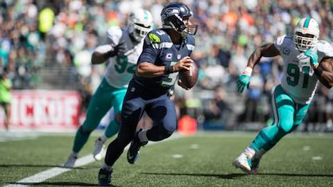 NFL 2016: Since It's Rams, Maybe Russell Wilson Should Sit