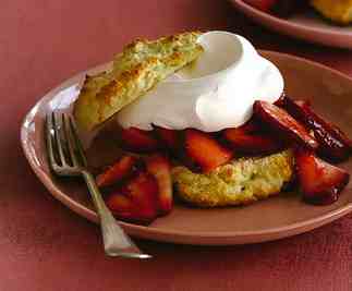 Old-Fashioned Strawberry Shortcakes