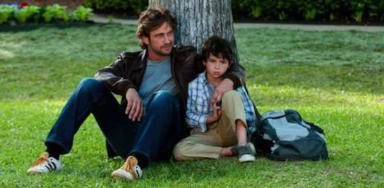Gerard Butler and Jessica Biel  in Playing for Keeps