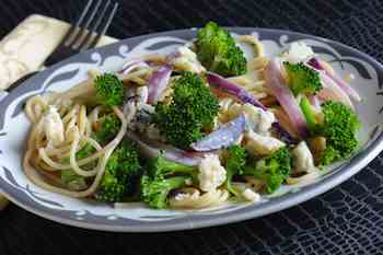 Spaghetti with Broccoli and Gorgonzola Cheese Recipe