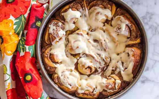 Spicy Sticky Cinnamon Rolls with Cream Cheese Icing Recipe