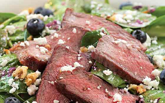 Spinach Salad with Steak and Blueberries Recipe