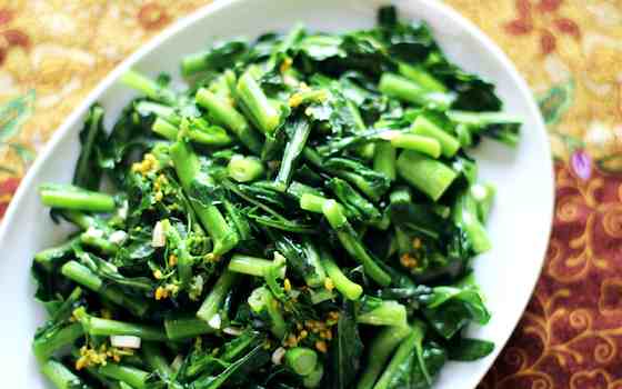 Thai Stir-Fried Greens Recipe