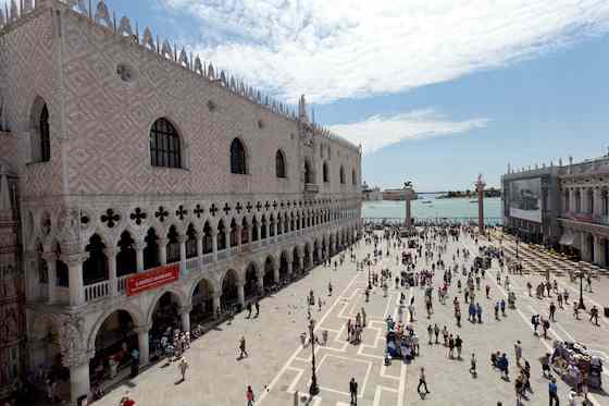 The Best and Worst of Europe