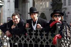 Mark Ruffalo & Adrien Brody in the movie The Brothers Bloom. Movie Review & Trailer