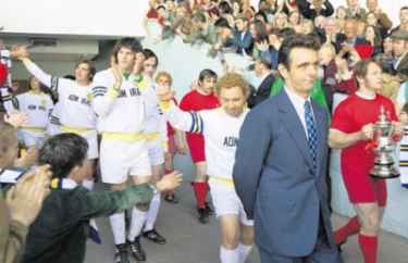 Michael Sheen & Timothy Spall in the movie The Damned United