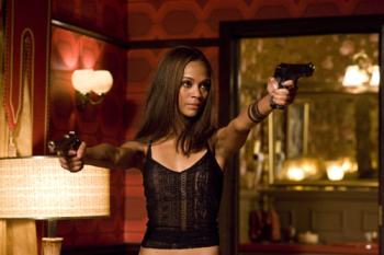 Jeffrey Dean Morgan & Zoe Saldana in the movie The Losers