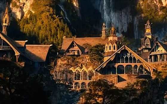 Top 10 Fictional Movie Towns   
