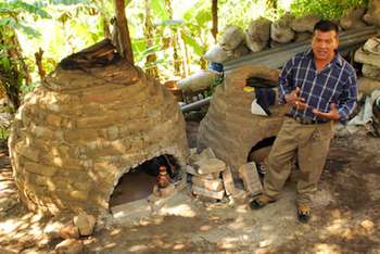 Nicaraguan potter Valentin Lopez explains how he uses an adobe-brick kiln to fire his pots
