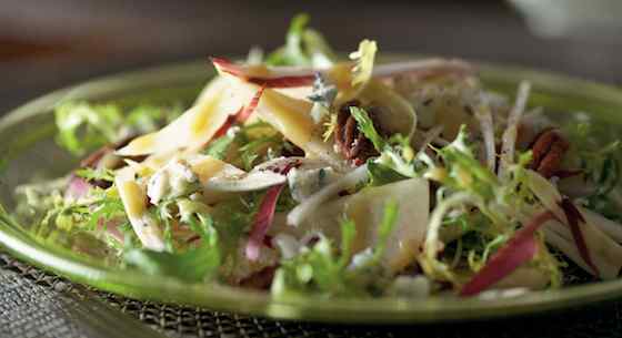 Two Endive Salad with Pears, Walnuts and Blue Cheese Recipe