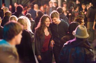 Nick & Norah's Infinite Playlist Starring Michael Cera, Kat Dennings,  Alexis Dziena, Ari Graynor, Aaron Yoo, Jay Baruchel  | Film Critic Michael Phillips Tasha Robinson Robert Abele   Reviews Nick & Norah's Infinite Playlist | Video