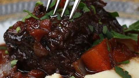 Braised Beef Short Ribs Tomatoes & Red Wine   Recipe