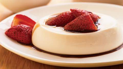 Vanilla Panna Cotta with Strawberries   Recipe